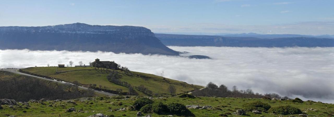 Vila Casa Lakuntza Lacunza Exteriér fotografie